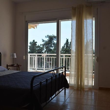 Panos Apartments Gerakini Luaran gambar