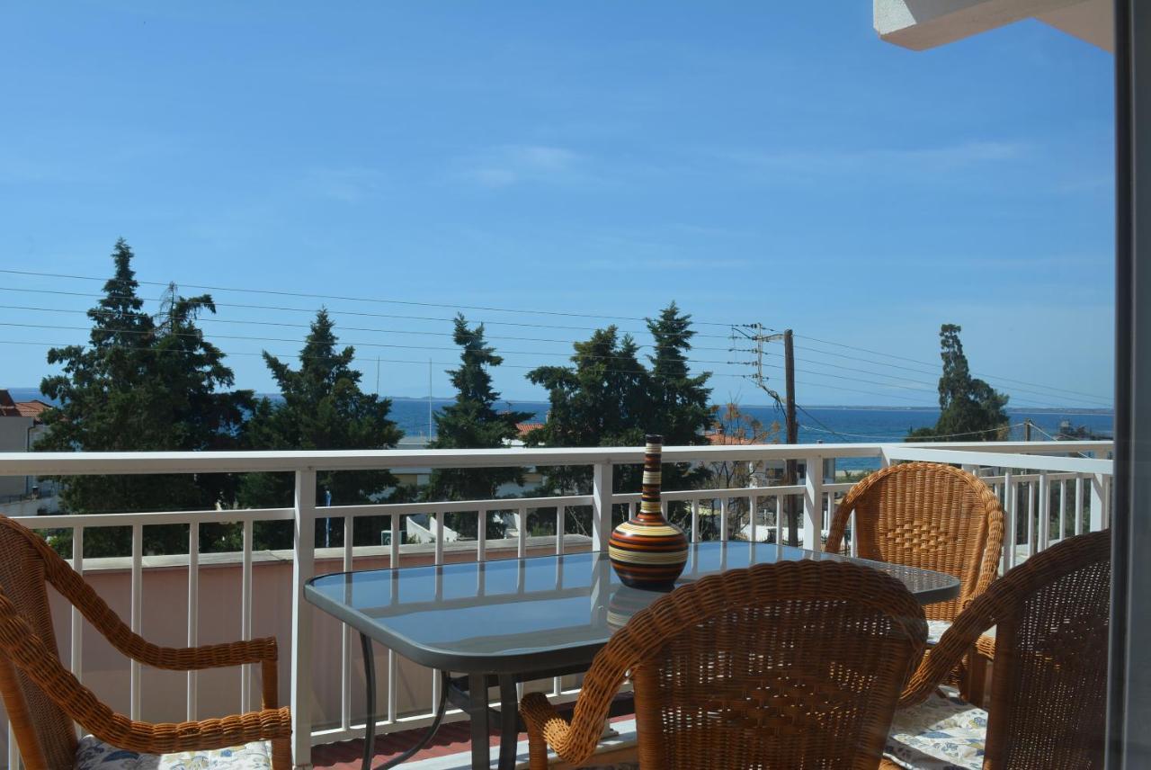 Panos Apartments Gerakini Luaran gambar